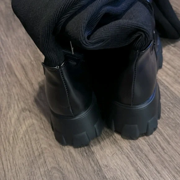 Women's Over Knees Knitted Thigh High Boots - Picture 8 of 8